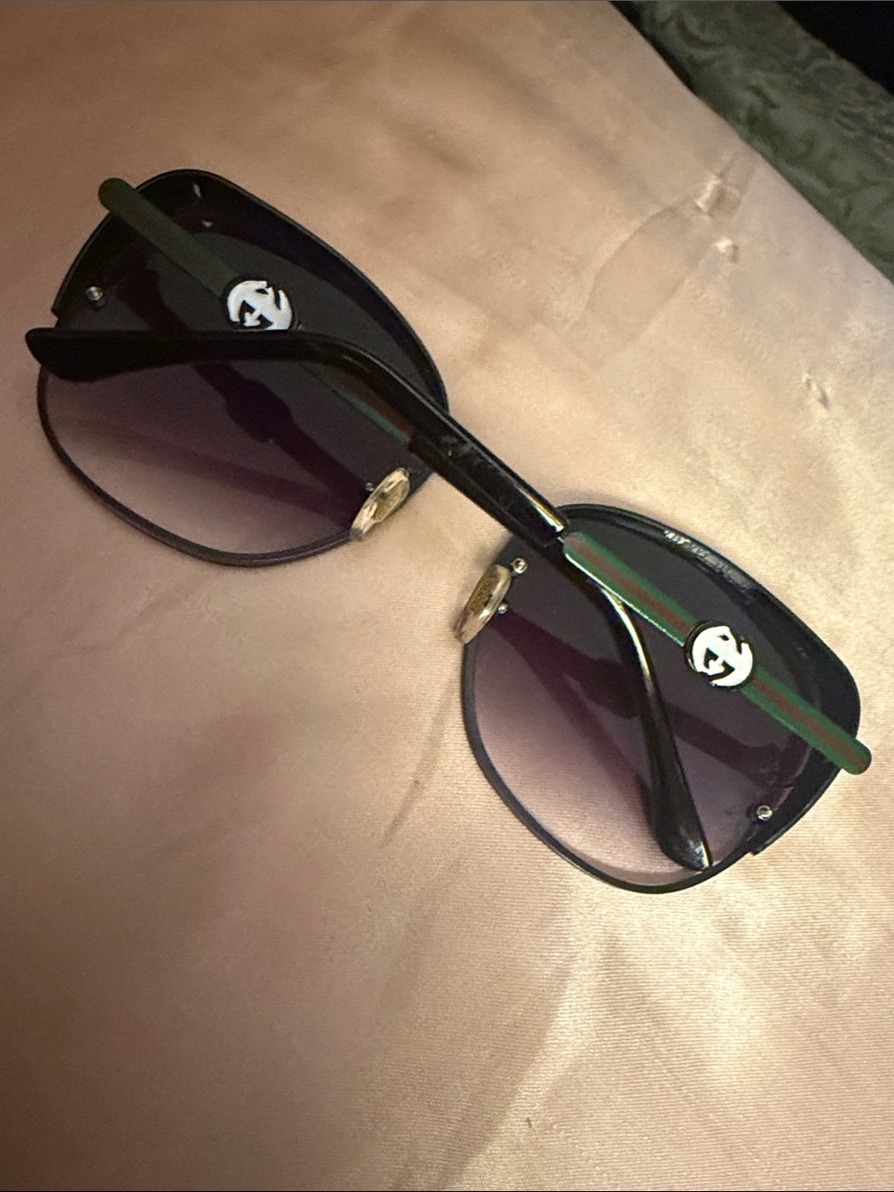 Gucci Black Frame with Dark Gradient Lenses Sunglasses - Picture 2 of 13